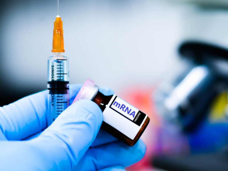 mRNA vaccine image